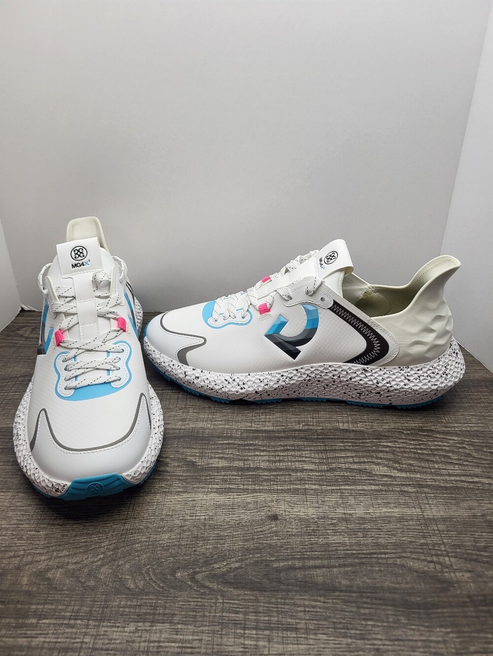 G/FORE MG4X2 G4 Stippled Hybrid Golf Shoes Snow Mens Size 11 New